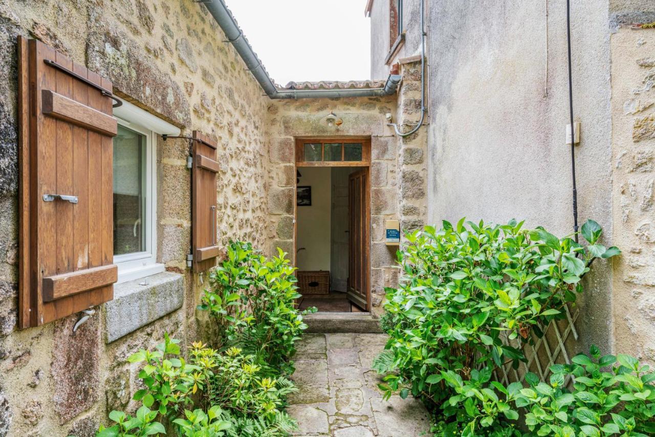 Le Moulin De Pilet Villa Mortagne-sur-Sevre Exterior foto